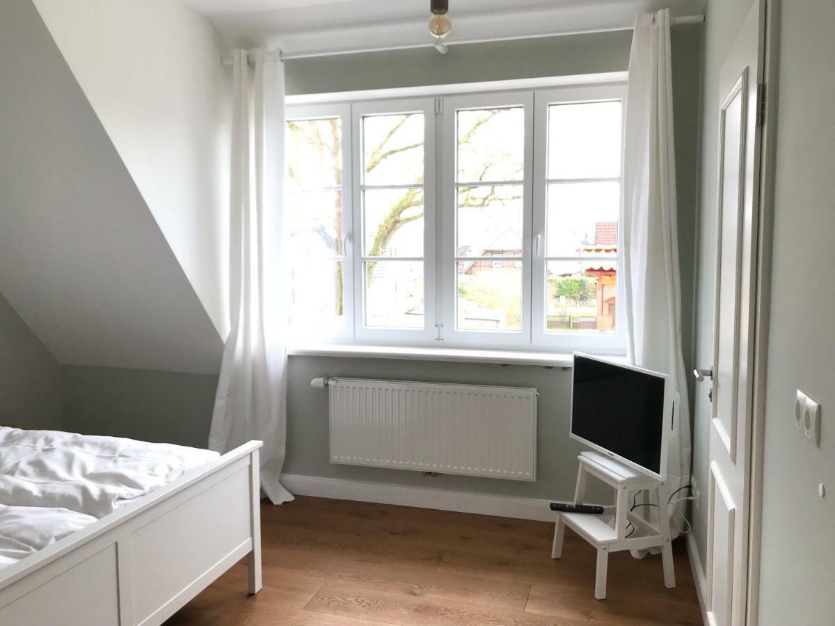 Ferien Hohes Elbufer Hotell Schnakenbek Exteriör bild